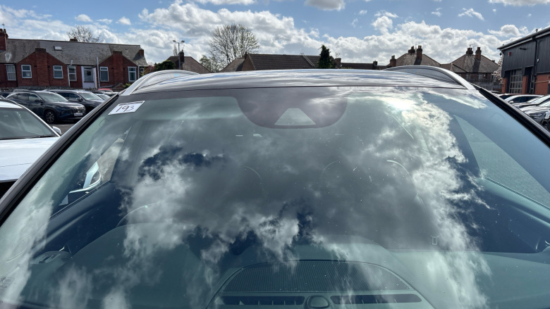 Volvo Xc40 2.0 T4 Momentum 5dr AWD Geartronic Petrol Estate